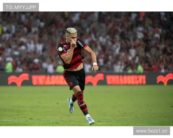 罗马诺那不勒斯签17岁佩雷拉