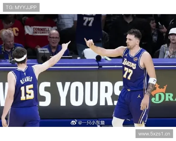 东契奇称赞里夫斯二人组默契